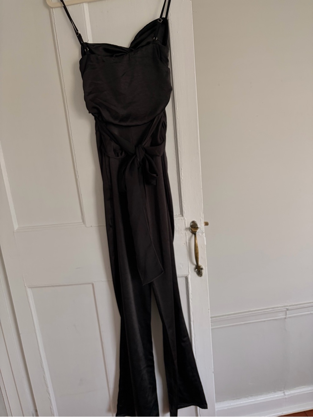 MESHKI Elina Satin Twisted Cutout Jumpsuit - Picture 5 of 7
